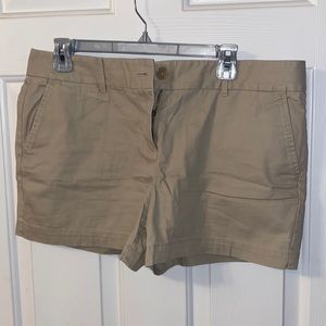 LOFT Rivieras shorts Tan Size 10 5 inch inseam